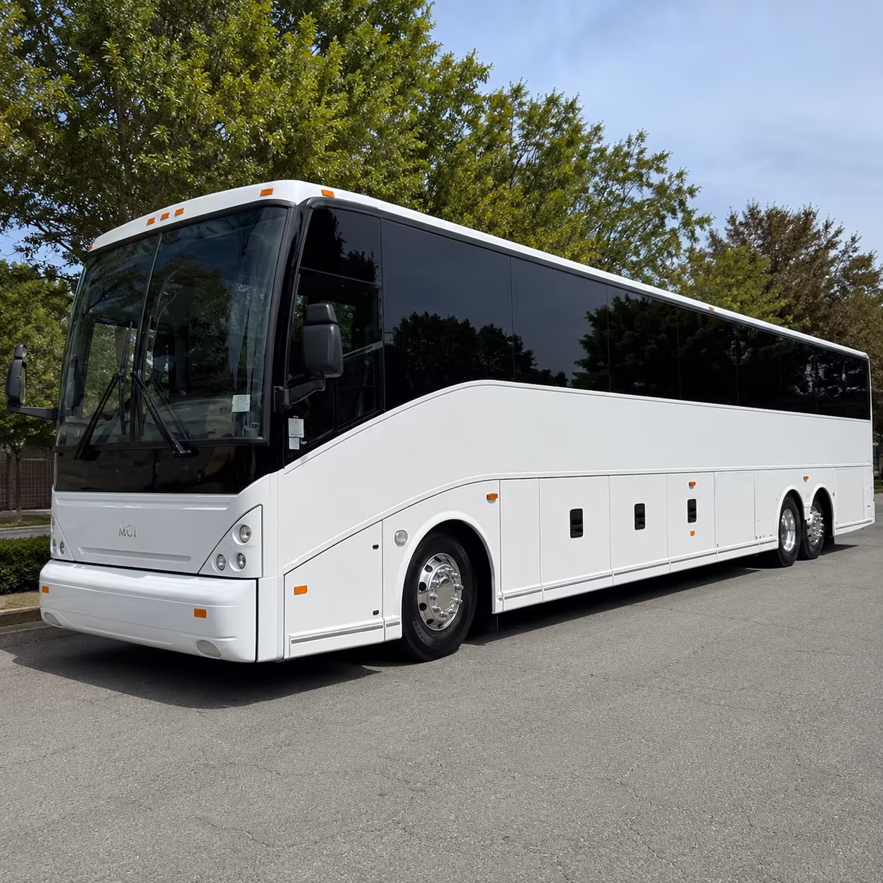 chinocharterbusservices com puts the whole la basin airport network at your fingertips